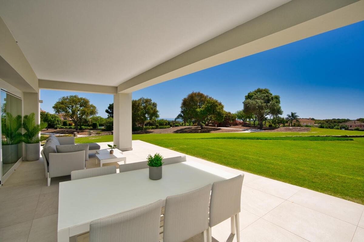 New build, 2 bedroom, 2 bathroom apartment in Sotogrande