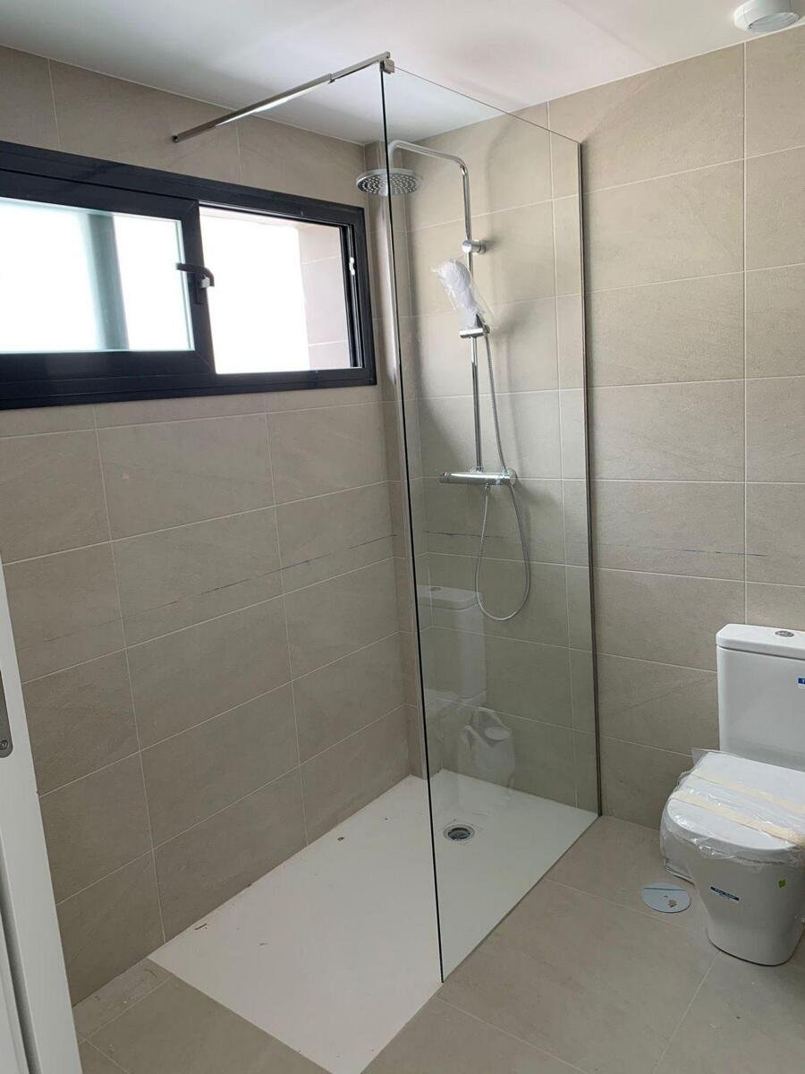 New build, 4 bedroom, 3 bathroom villa in Manilva