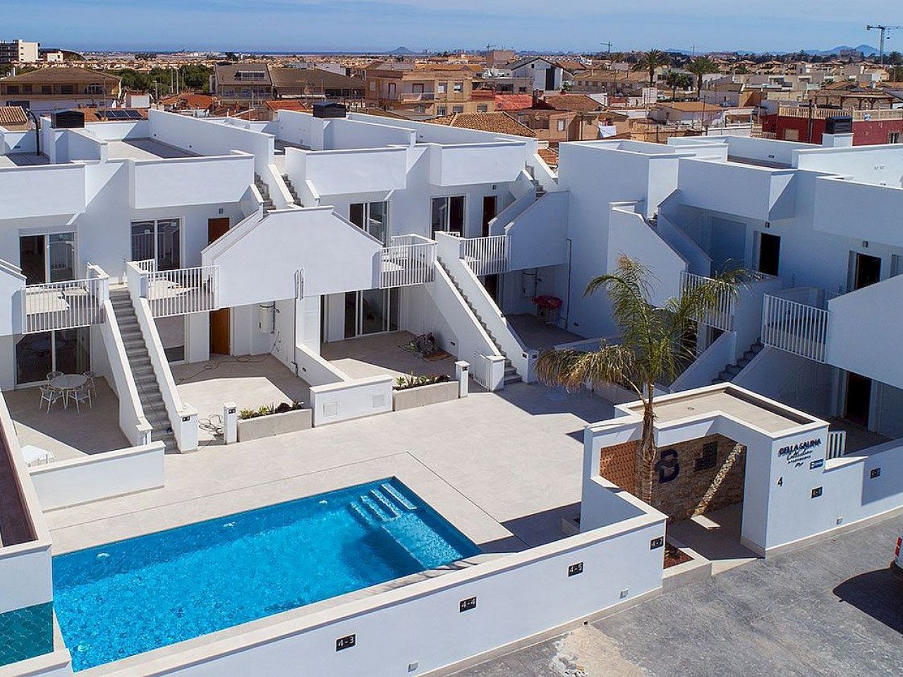 A collection of exclusive homes featuring avant-garde design, attention to every detail and a choice of high quality finishes located in San Pedro ...