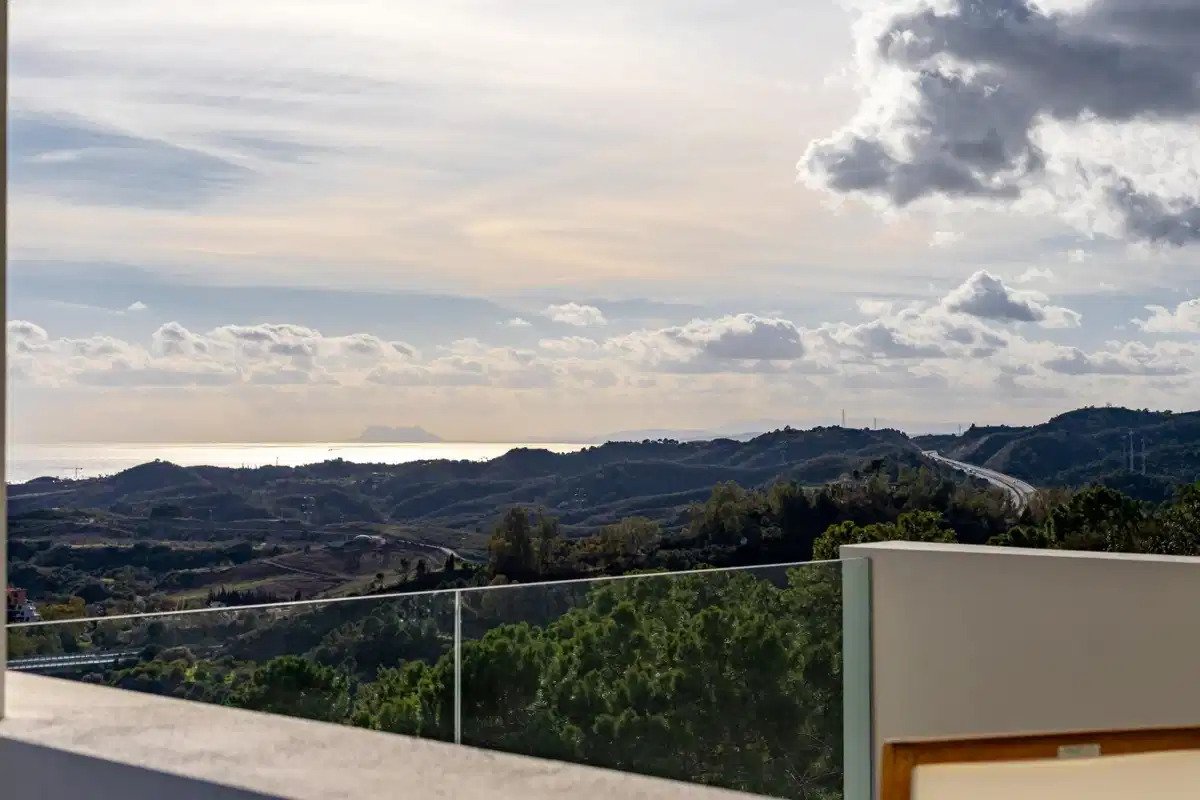 2-Bedroom, 2-Bathroom Apartment in Prestigious Marbella Club Golf Resort