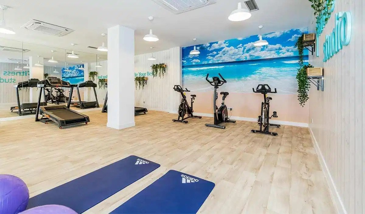 2-Bedroom, 2-Bathroom Penthouse with Panoramic Sea Views in Benalmádena Pueblo
