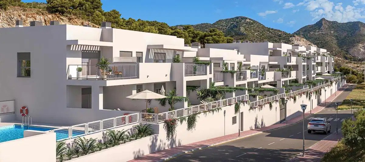2-Bedroom, 2-Bathroom Penthouse with Panoramic Sea Views in Benalmádena Pueblo