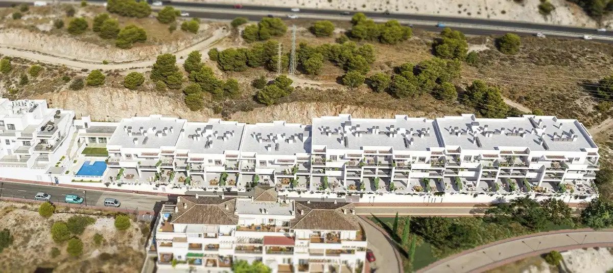 2-Bedroom, 2-Bathroom Penthouse with Panoramic Sea Views in Benalmádena Pueblo