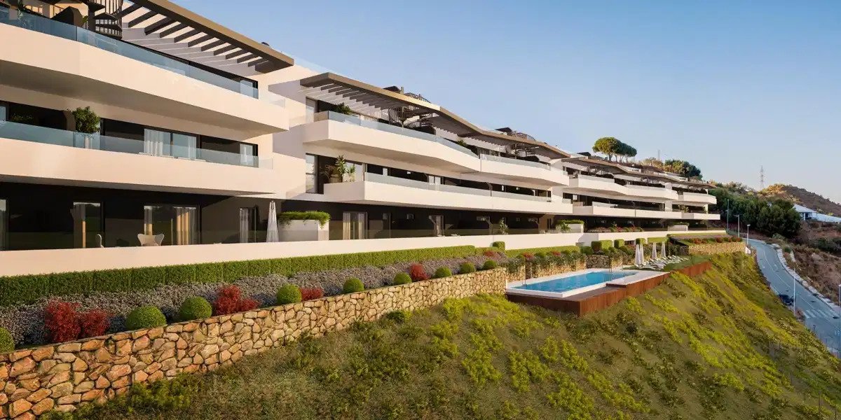 2-Bedroom, 2-Bathroom Ground Floor Apartment with Panoramic Sea Views in Rincón de la Victoria