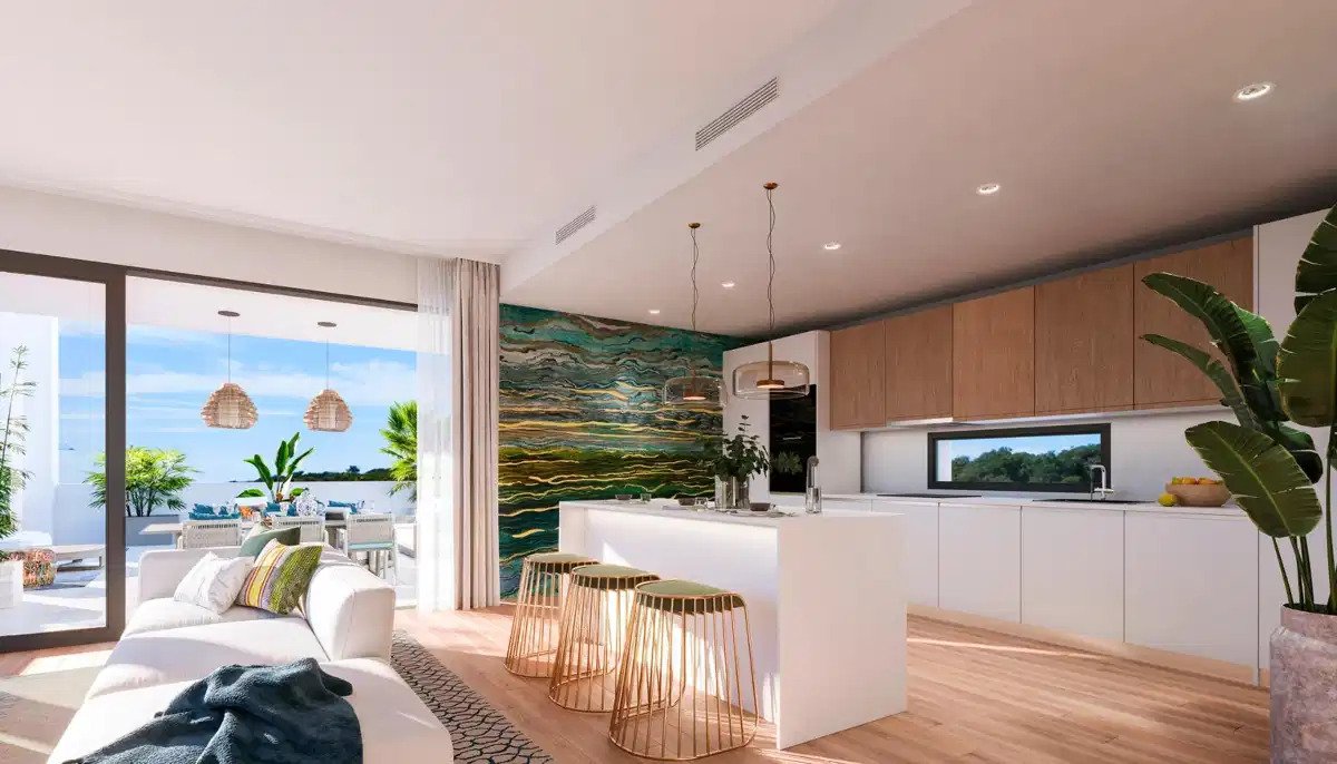 2-Bedroom Groundfloor Apartments with Ample Garden in Caceres