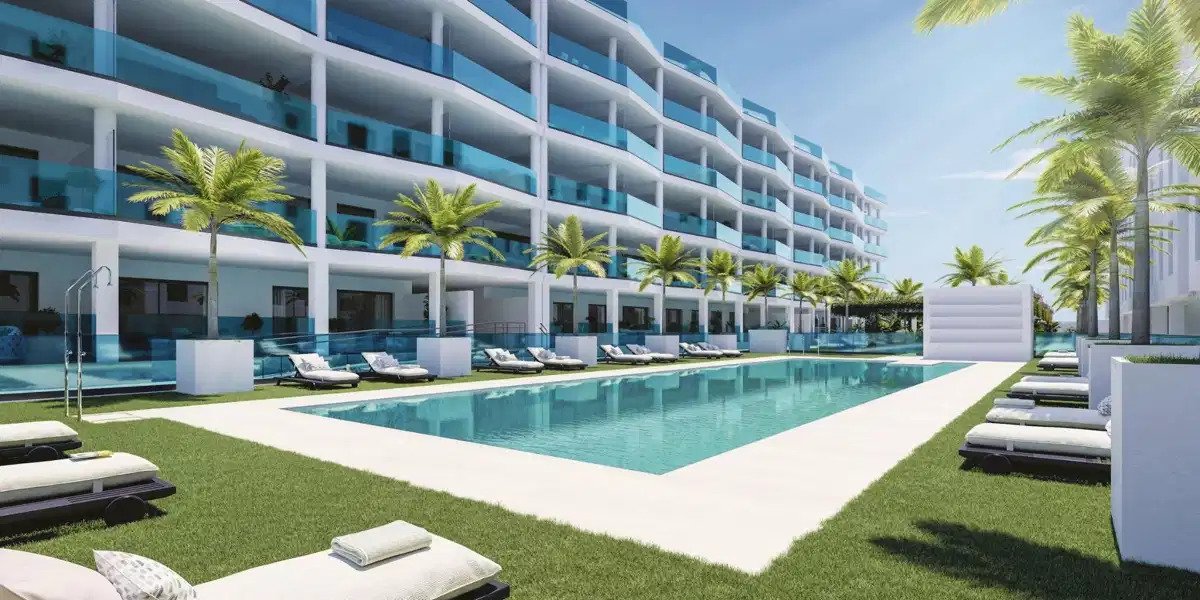 3-Bedroom, 2-Bathroom Ground Floor Apartment with Garage, Storage, and Spacious Terrace