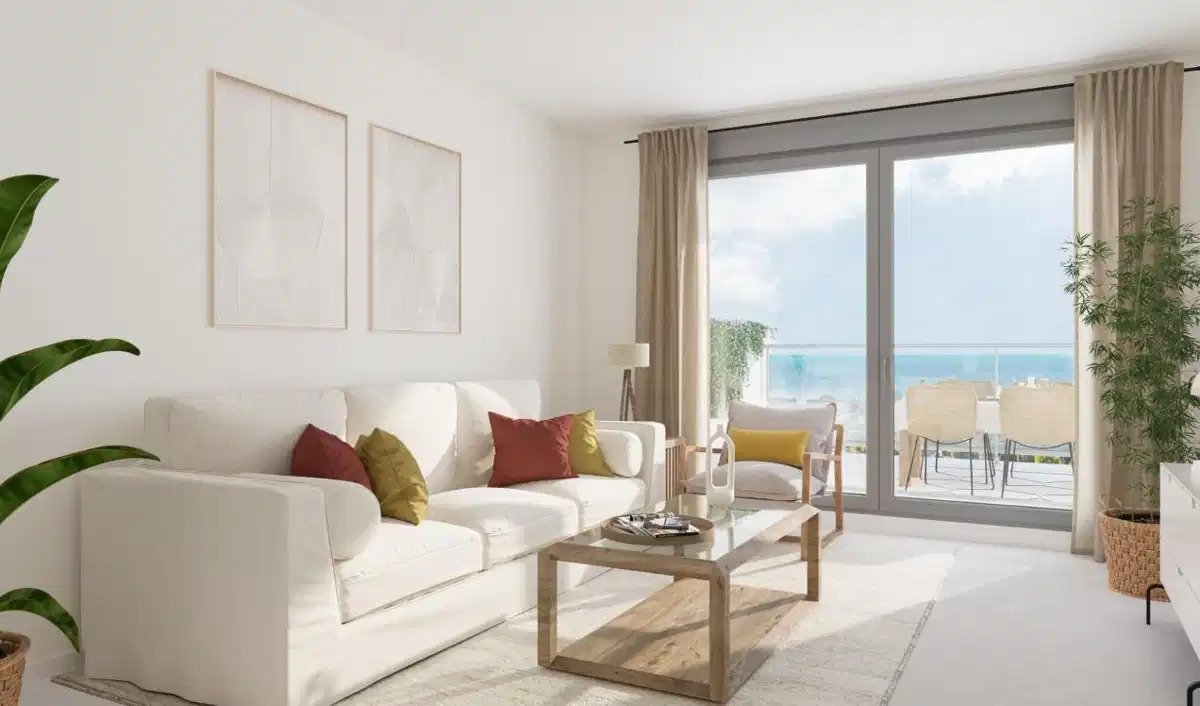 3-Bedroom, 2-Bathroom Apartment with Panoramic Sea Views in Benalmádena Pueblo