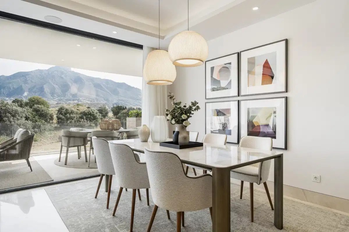 2-Bedroom, 2-Bathroom Apartment in Exclusive Aloha Golf Residential, Nueva Andalucía Marbella