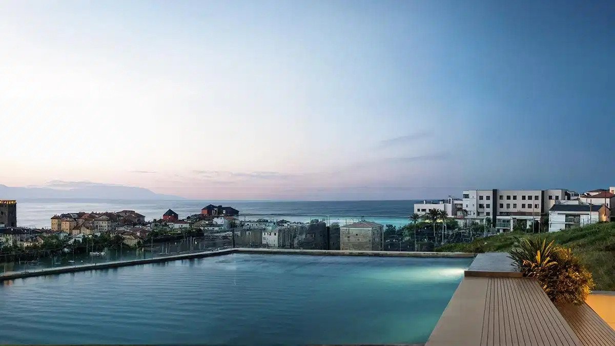 3-Bedroom, 2-Bathroom Contemporary Apartments with Rooftop Pool in Las Mesas, Estepona