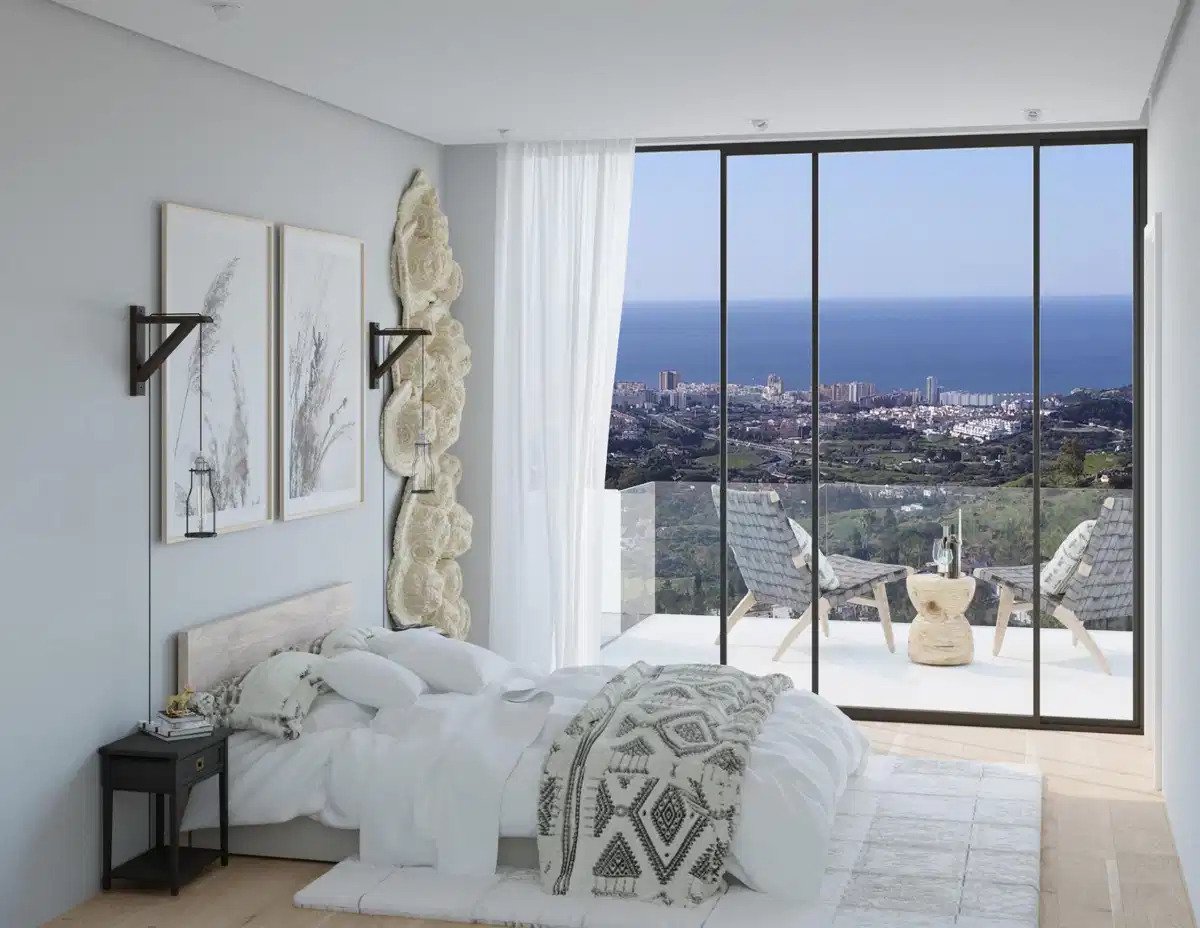 4-Bedroom, 4-Bathroom Luxury Villa with Panoramic Sea and Mountain Views in Mijas