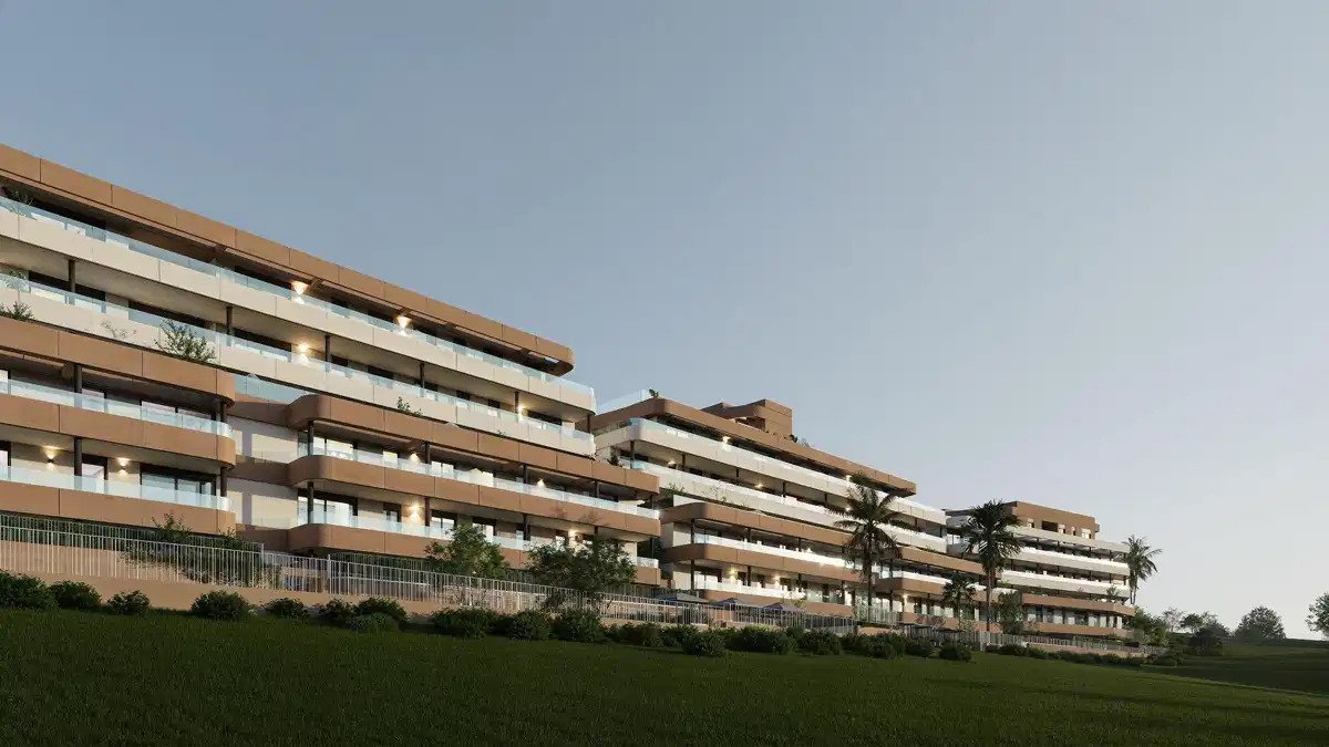1-Bedroom, 1-Bathroom Penthouse with Sea and Golf Views in Estepona Golf