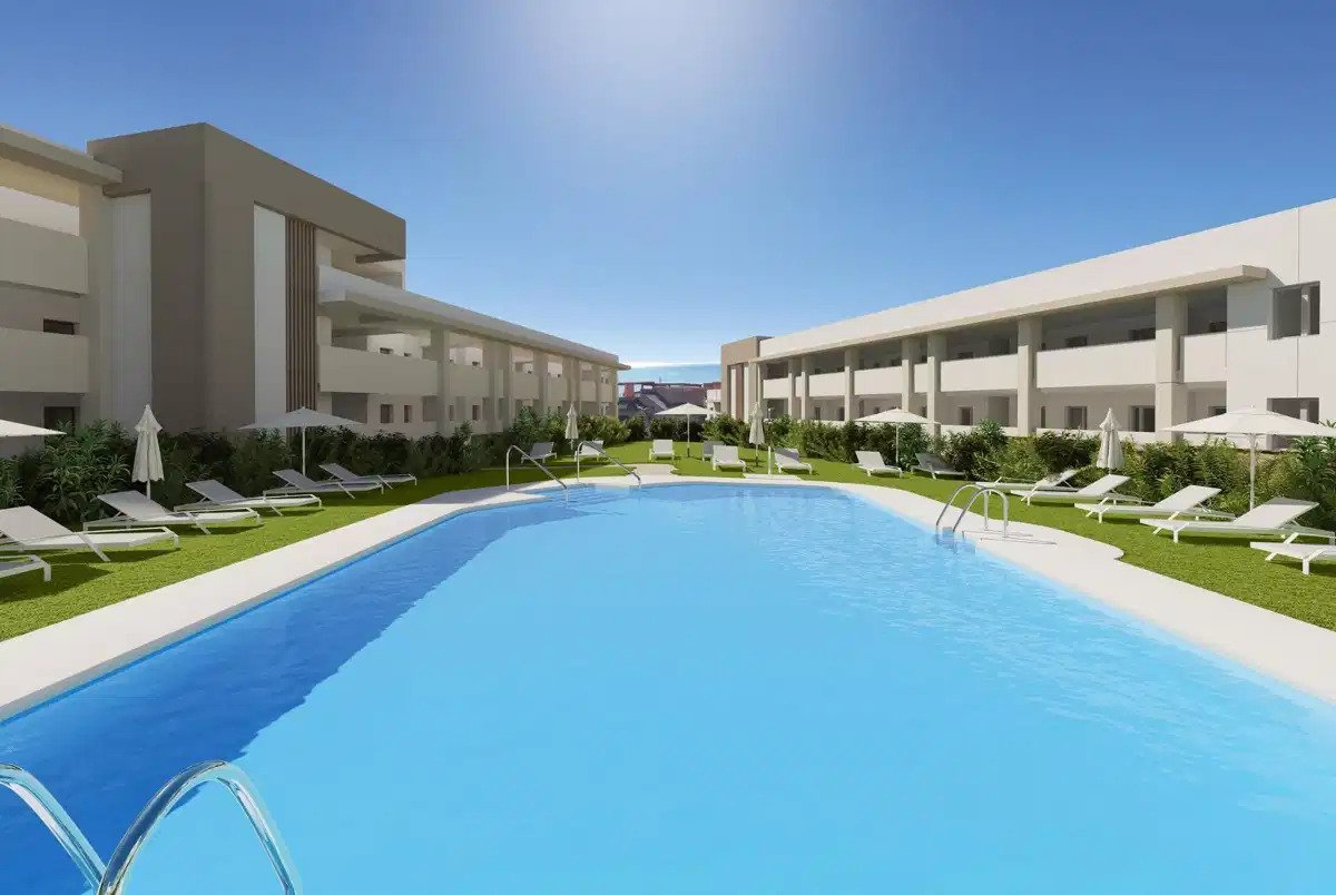 2-Bedroom, 2-Bathroom Apartment with Sea Views and Premium Amenities in Bahía de las Rocas, Manilva