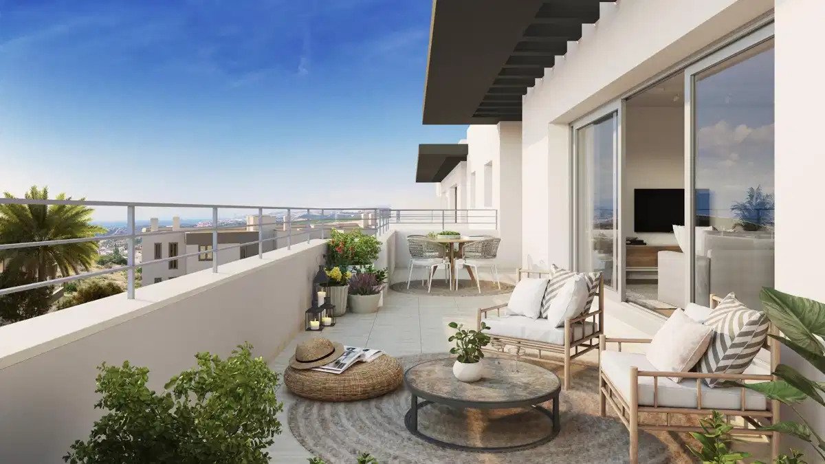 3-Bedroom, 2-Bathroom Ground Floor Apartment with Spacious Terraces near Estepona