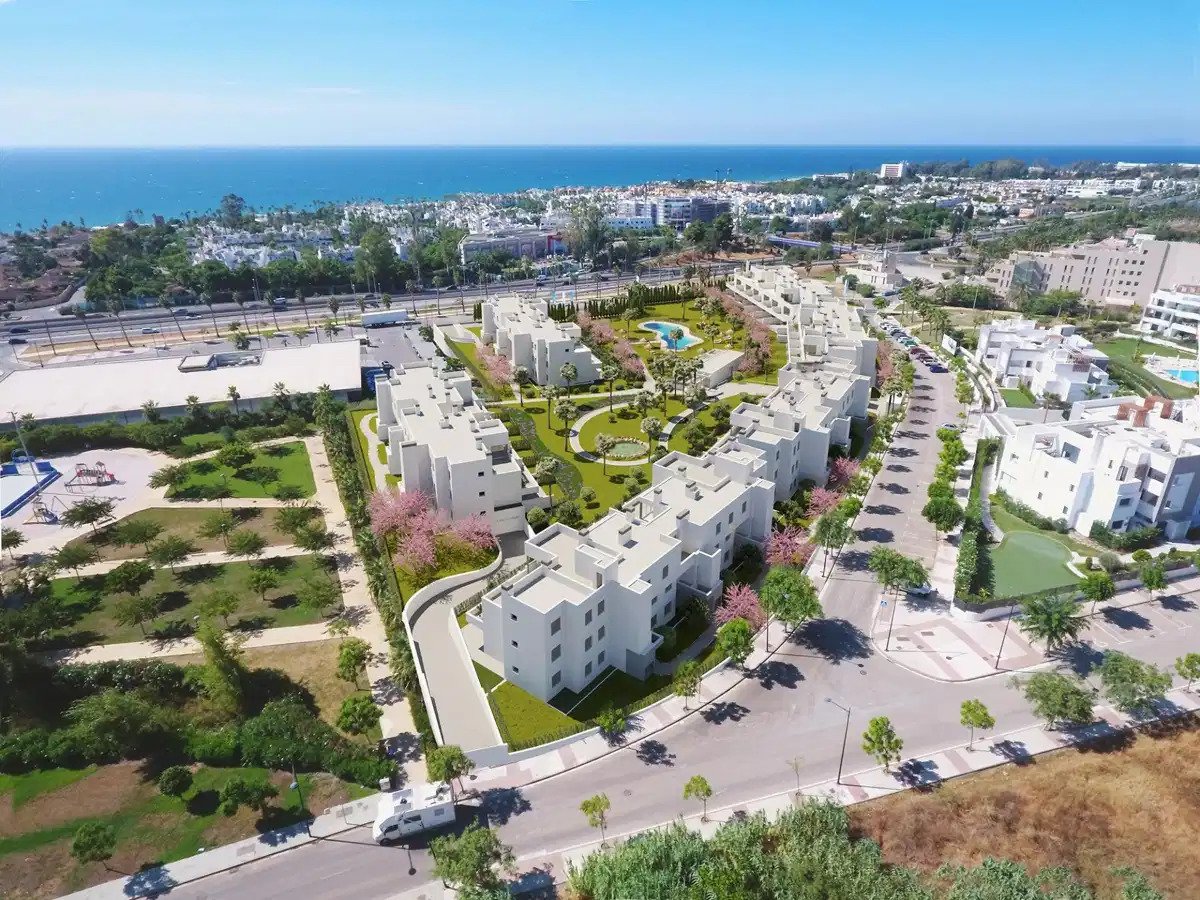 2-Bedroom, 2-Bathroom Apartment with Sea and Mountain Views on the New Golden Mile