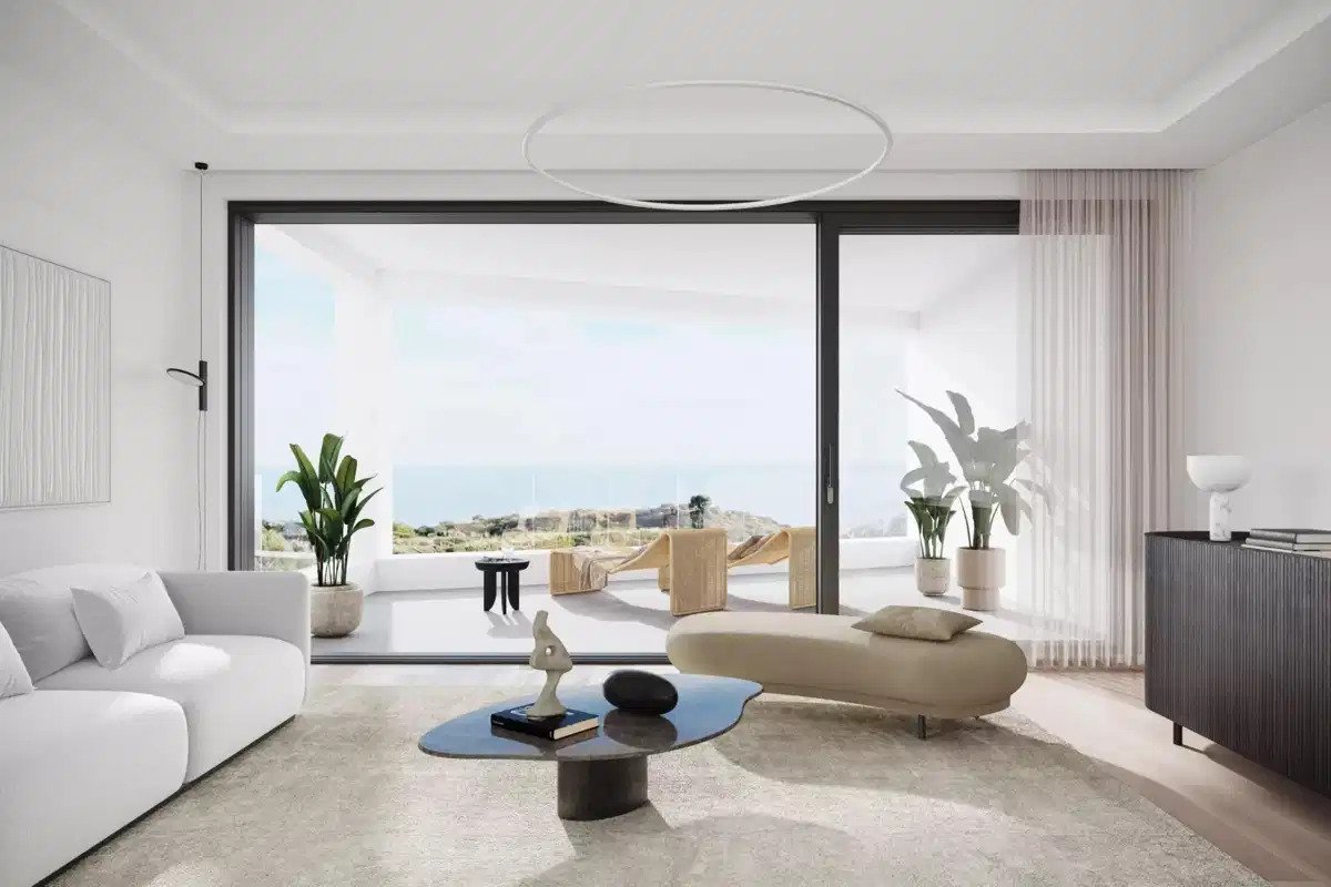 3-Bedroom, 2-Bathroom Townhouse with Panoramic Sea Views and Rooftop Terrace near Mijas