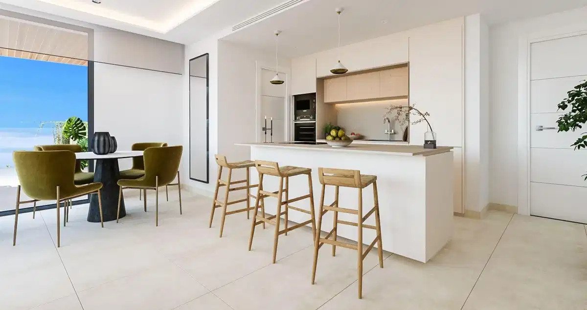 2-Bedroom, 2-Bathroom Apartment with Exceptional Amenities in Central Fuengirola