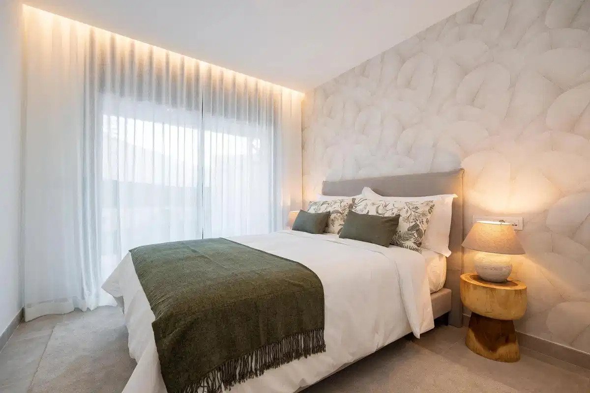 2-Bedroom, 2-Bathroom Apartment with Exceptional Amenities in Central Fuengirola