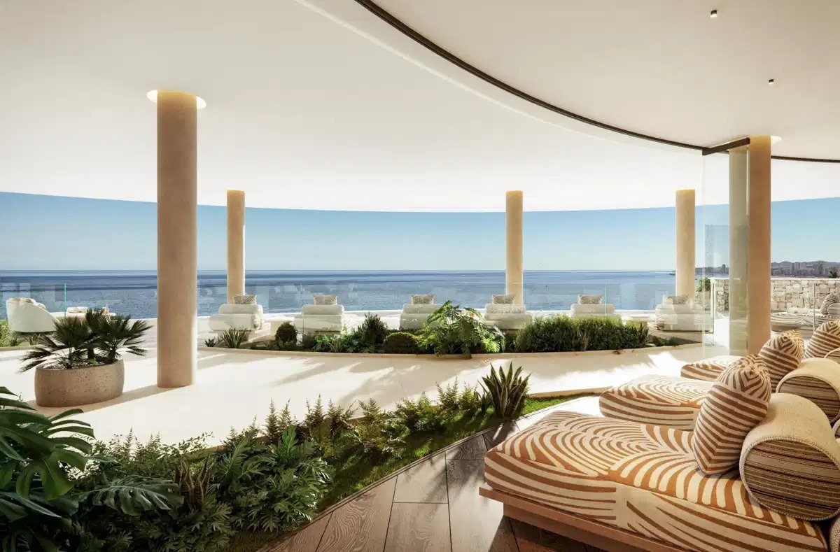 2-Bedroom, 2-Bathroom Sea View Luxury Apartment 100m from the Beach in Carvajal, Fuengirola