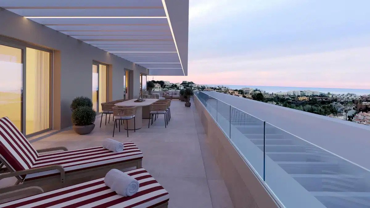 2-Bedroom, 2-Bathroom Ground Floor Apartment with Spacious Terrace in Riviera del Sol