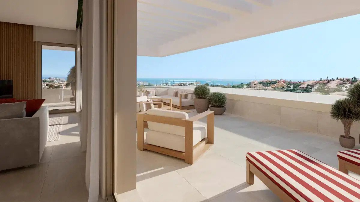 2-Bedroom, 2-Bathroom Ground Floor Apartment with Spacious Terrace in Riviera del Sol