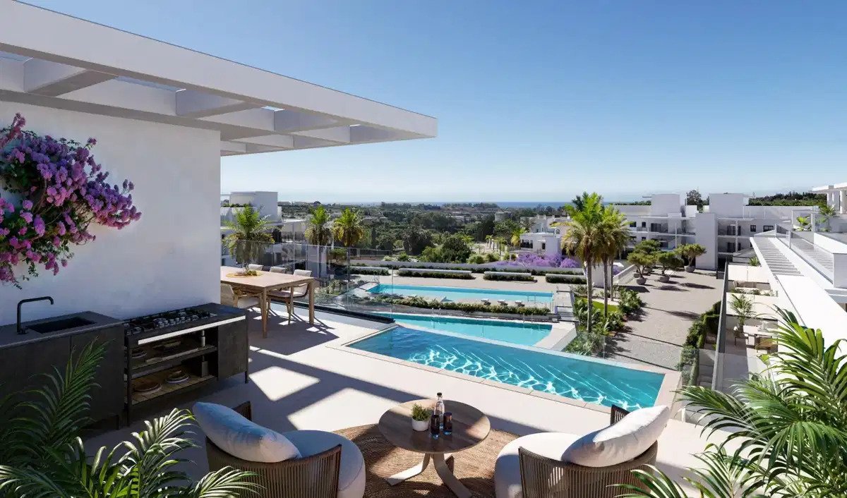 3-Bedroom, 2-Bathroom Modern Apartments with Sea or Mountain Views in Estepona