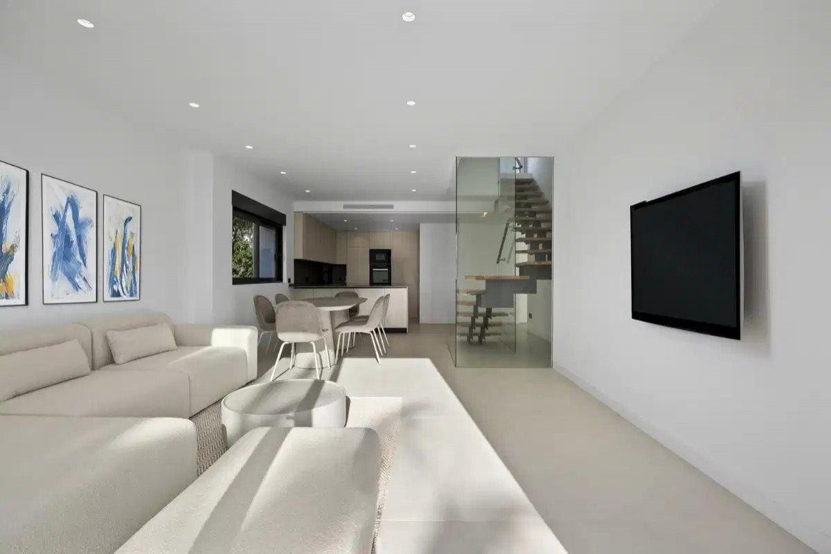 3-Bedroom, 2-Bathroom Luxury Duplex Penthouse in El Paraiso Estepona-Marbella Area