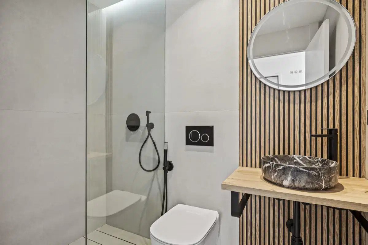 3-Bedroom, 2-Bathroom Luxury Duplex Penthouse in El Paraiso Estepona-Marbella Area