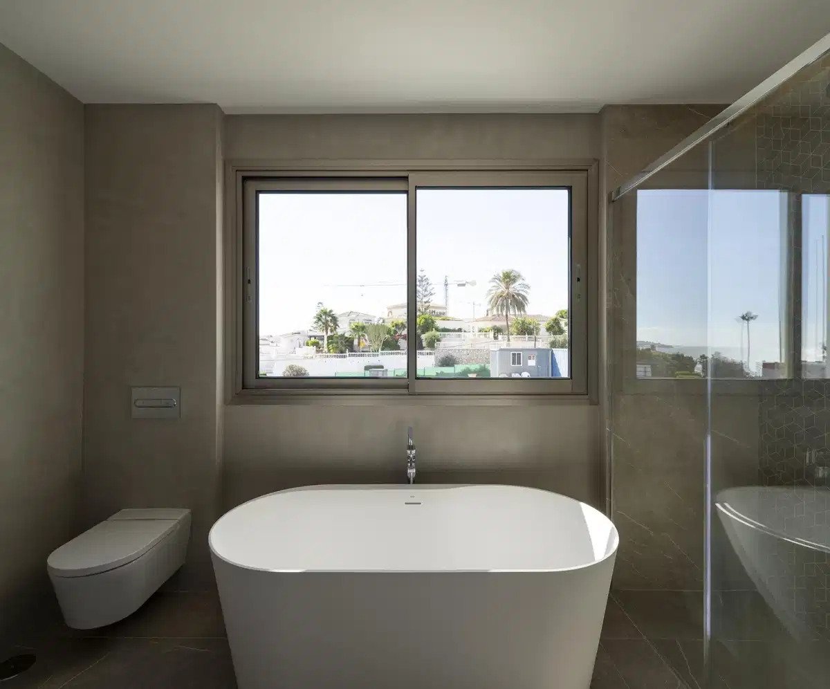 5-Bedroom, 7-Bathroom Luxury Villas with Sea and Mountain Views in Las Farolas, Mijas Costa