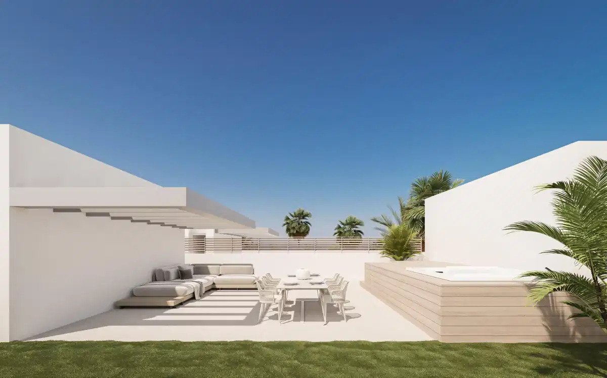 2-Bedroom, 2-Bathroom Ground Floor Apartment with Private Garden and Modern Amenities in San Pedro de Alcantara