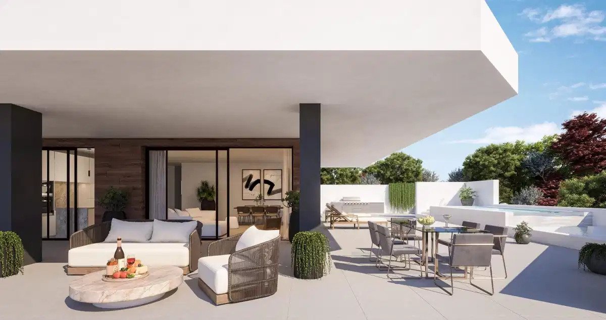 3-Bedroom, 2-Bathroom Penthouse with Panoramic Sea Views in Reserva del Higuerón