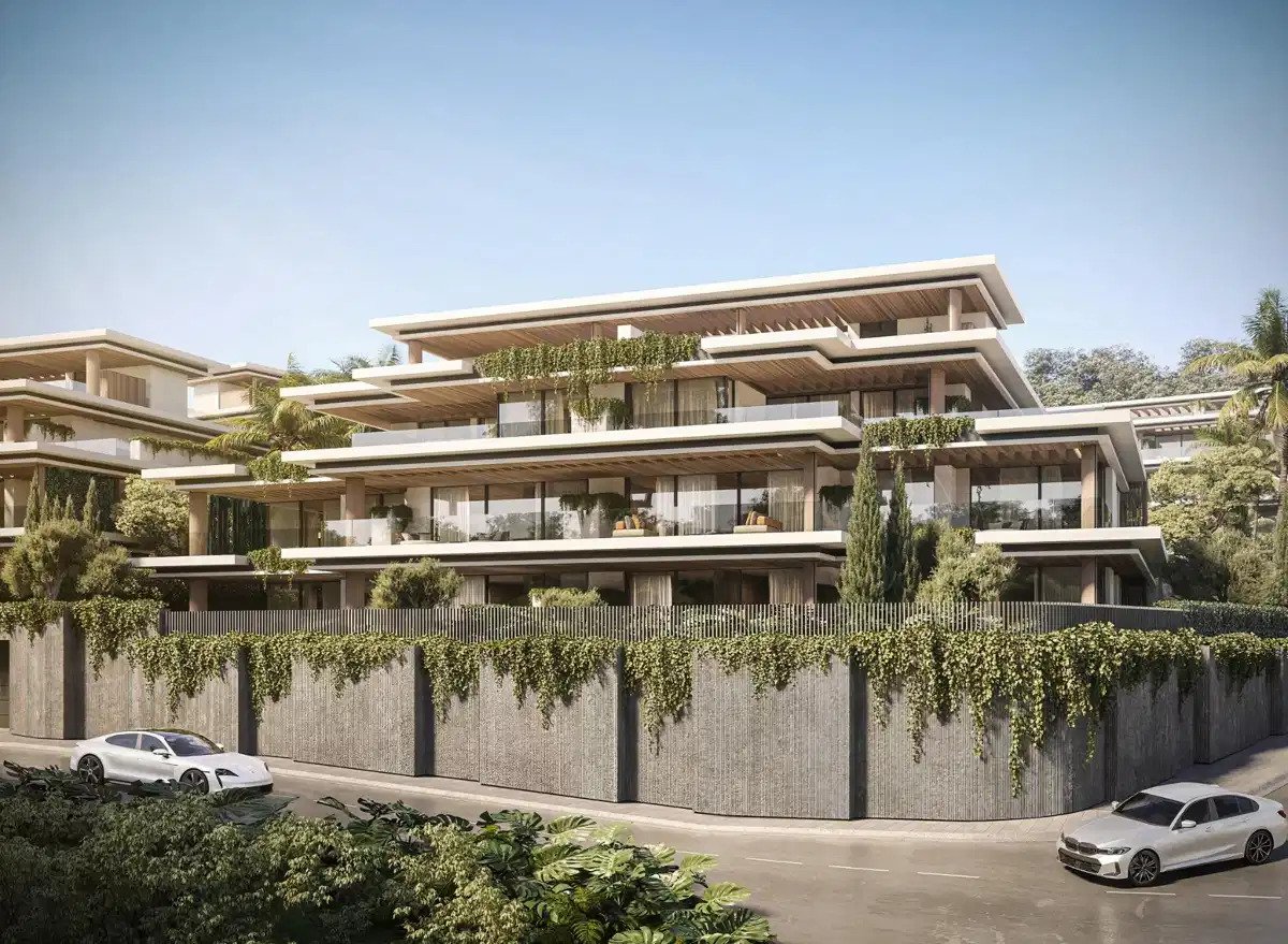 3-Bedroom, 2-Bathroom Modern Apartment with Panoramic Sea Views in the New Golden Mile