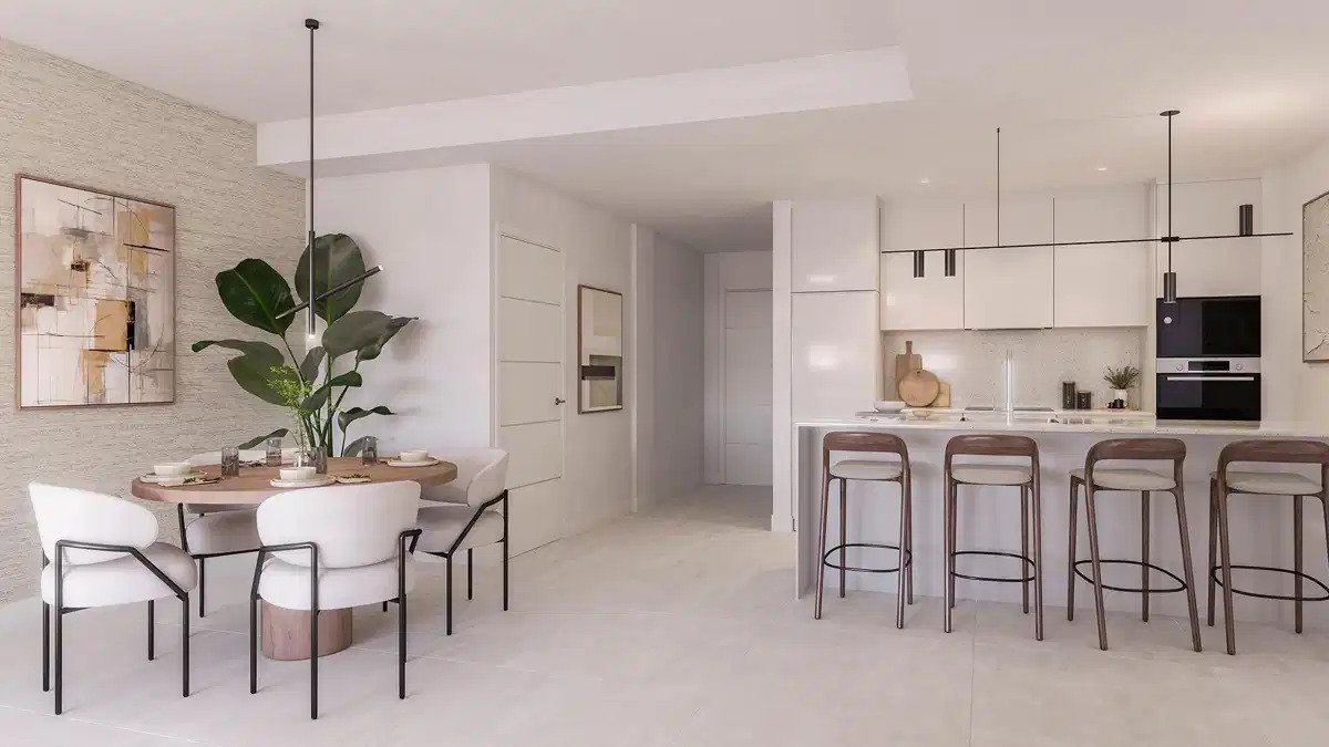 1-Bedroom, 1-Bathroom Apartment with Sea Views and Resort-Style Amenities in Estepona