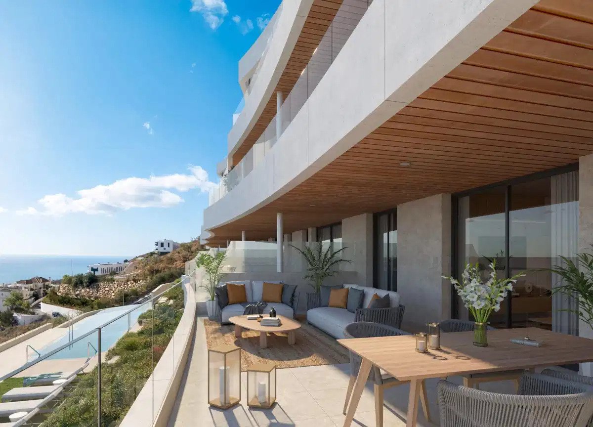 2-Bedroom, 2-Bathroom Penthouse with Sea Views and Large Terrace in Rincon de la Victoria
