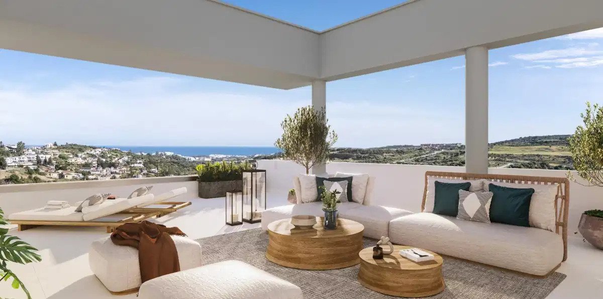 2-Bedroom, 2-Bathroom Ground Floor Apartment in Estepona with South Orientation and Gated Complex