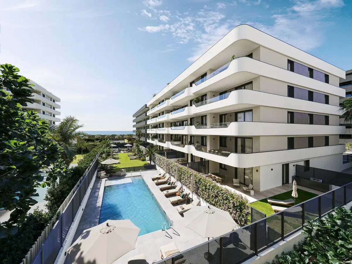 2-Bedroom, 2-Bathroom Modern Apartment 300m from the Beach in Torre del Mar