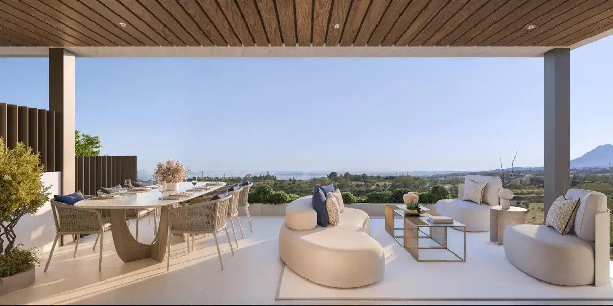 3-Bedroom, 3-Bathroom Townhouse in Estepona’s Prestigious New Golden Mile