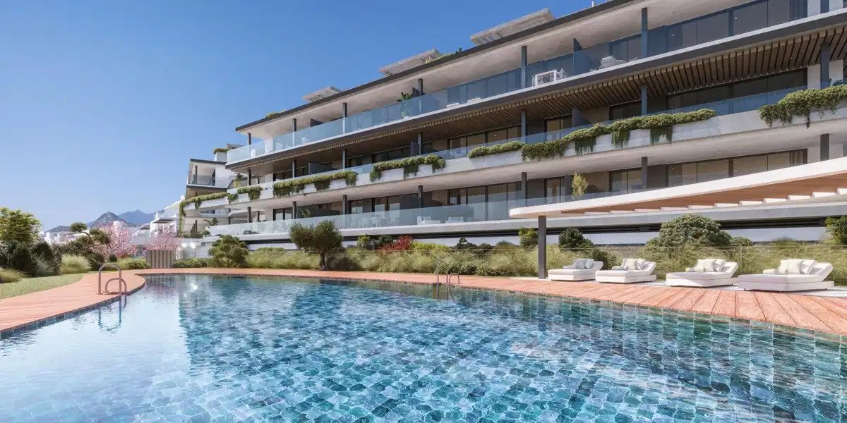 3-Bedroom, 3-Bathroom Townhouse in Estepona’s Prestigious New Golden Mile