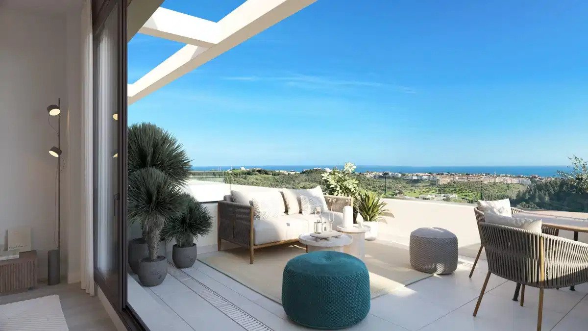 2-Bedroom, 2-Bathroom Apartment with Spacious Terraces and Open Views in Mijas Costa