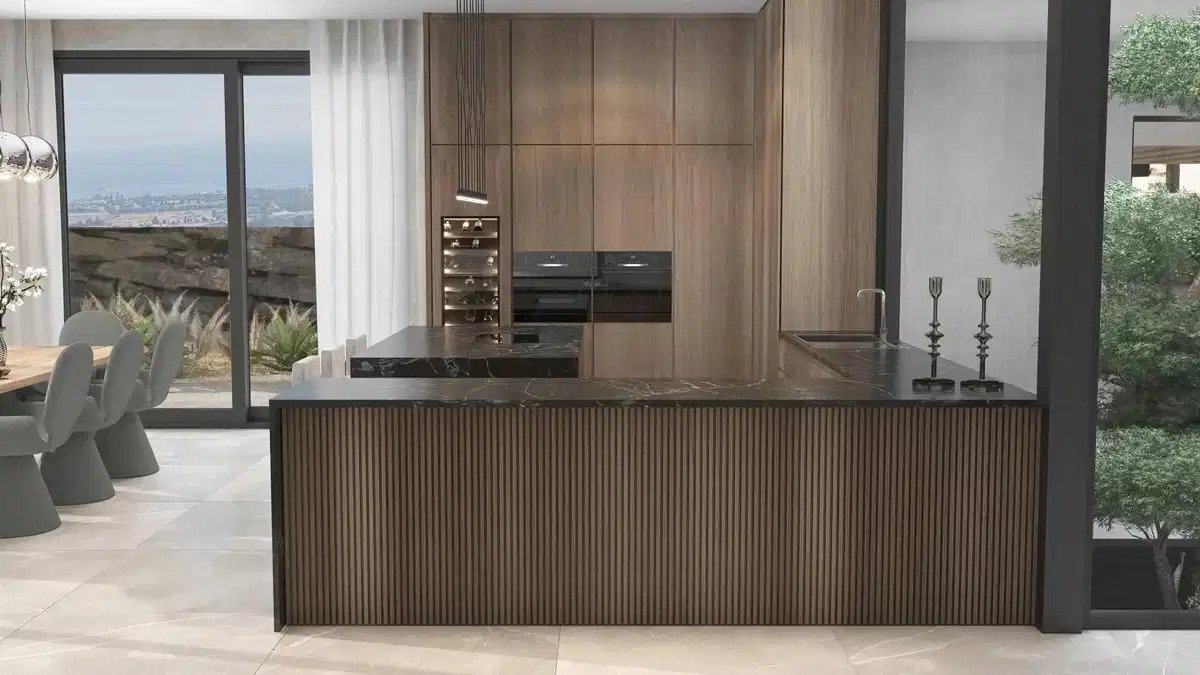 6-Bedroom, 7-Bathroom Luxury Villa with Panoramic Sea Views in Benahavis