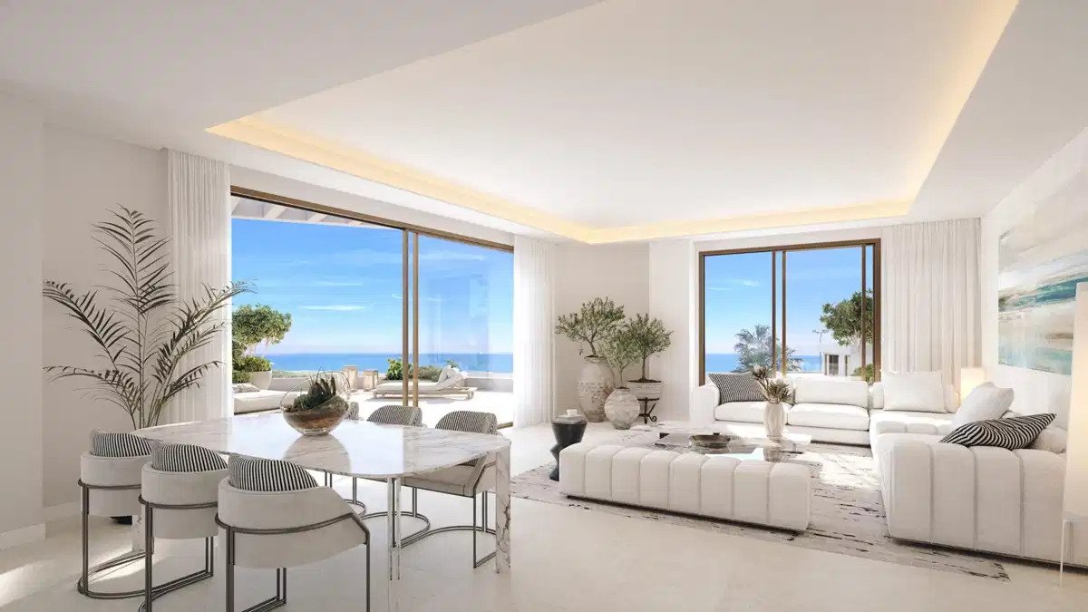 2-Bedroom, 2-Bathroom Luxury Beachfront Apartment with Panoramic Sea Views in Málaga City
