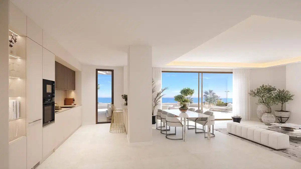2-Bedroom, 2-Bathroom Luxury Beachfront Apartment with Panoramic Sea Views in Málaga City