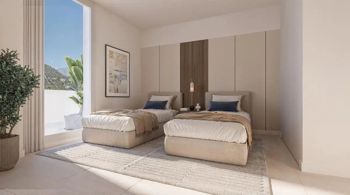 2-Bedroom, 2-Bathroom Apartment with Panoramic Golf and Sea Views near Estepona