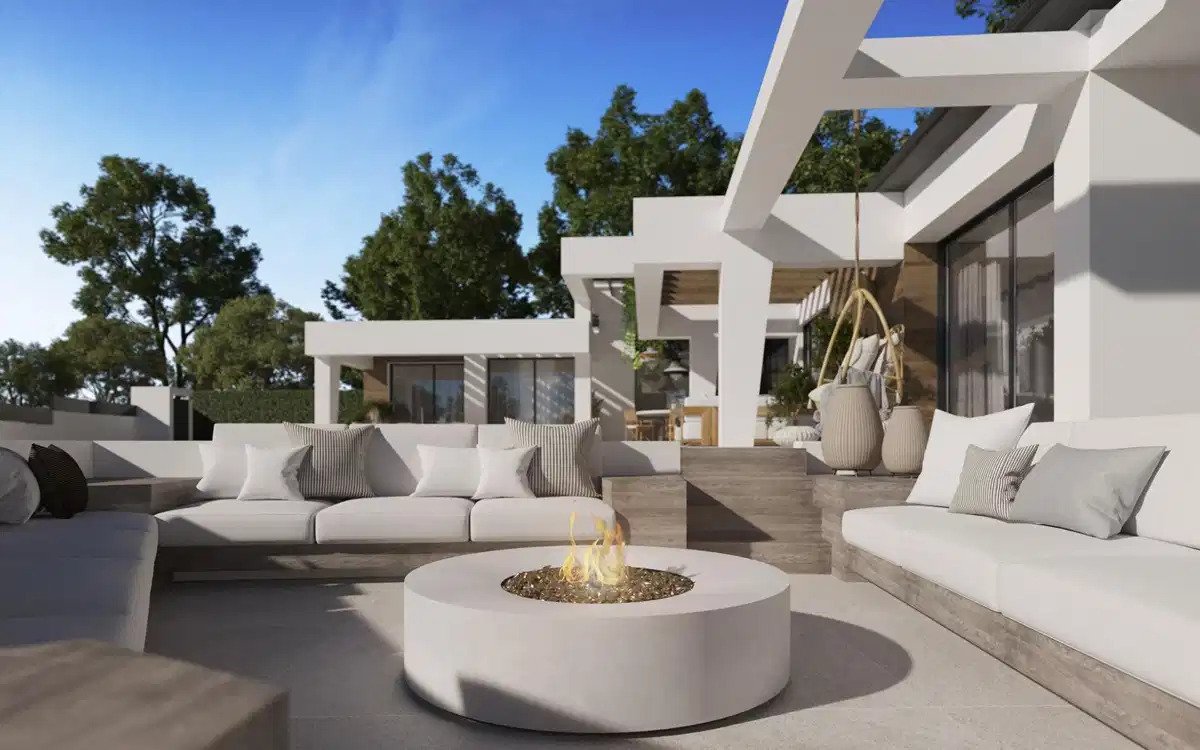 4-Bedroom, 5-Bathroom Exclusive Luxury Villa with Private Garden and Advanced Home Technology