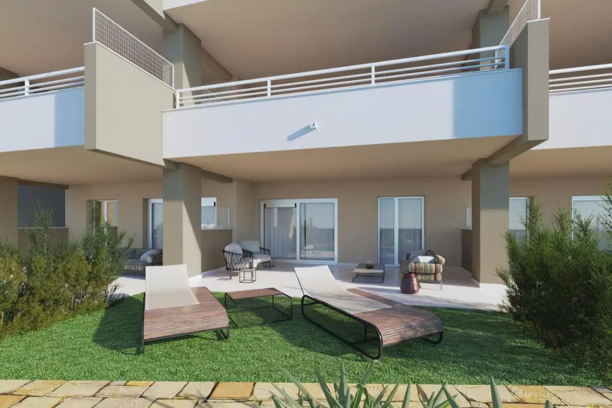 2-Bedroom, 2-Bathroom Apartment with Panoramic Golf and Sea Views in Estepona Golf