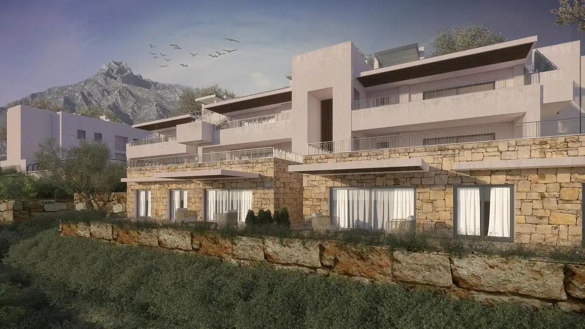 3-Bedroom, 2-Bathroom Penthouse with Panoramic Views in Istán near Marbella