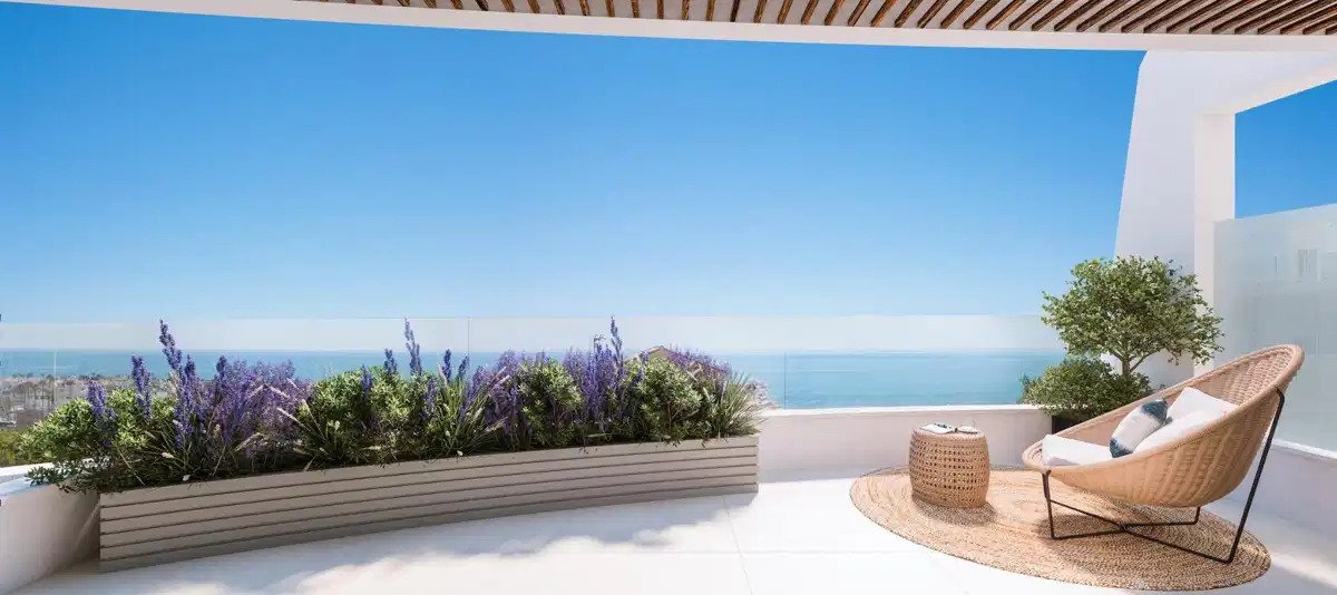3-Bedroom, 2-Bathroom Duplex Penthouse with Sea Views in Benalmadena