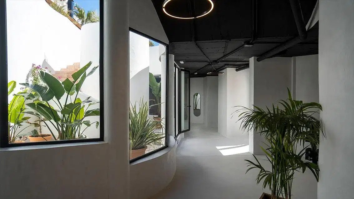 2-Bedroom, 2-Bathroom Ground Floor Apartment with Resort Facilities in Nueva Andalucía, Marbella