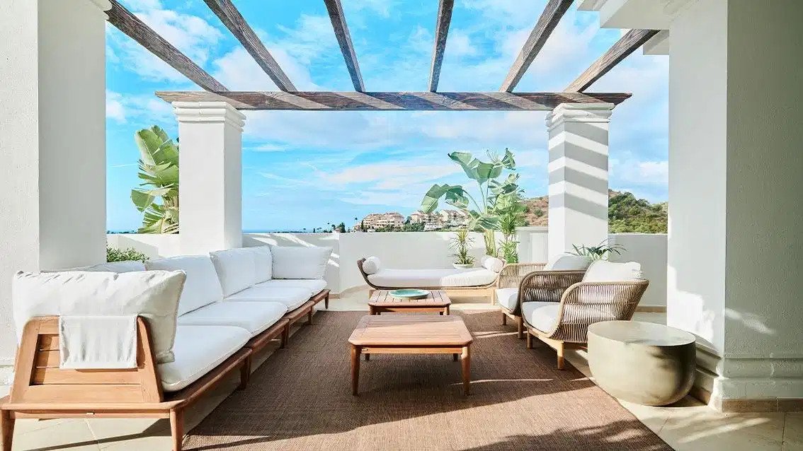 2-Bedroom, 2-Bathroom Ground Floor Apartment with Resort Facilities in Nueva Andalucía, Marbella