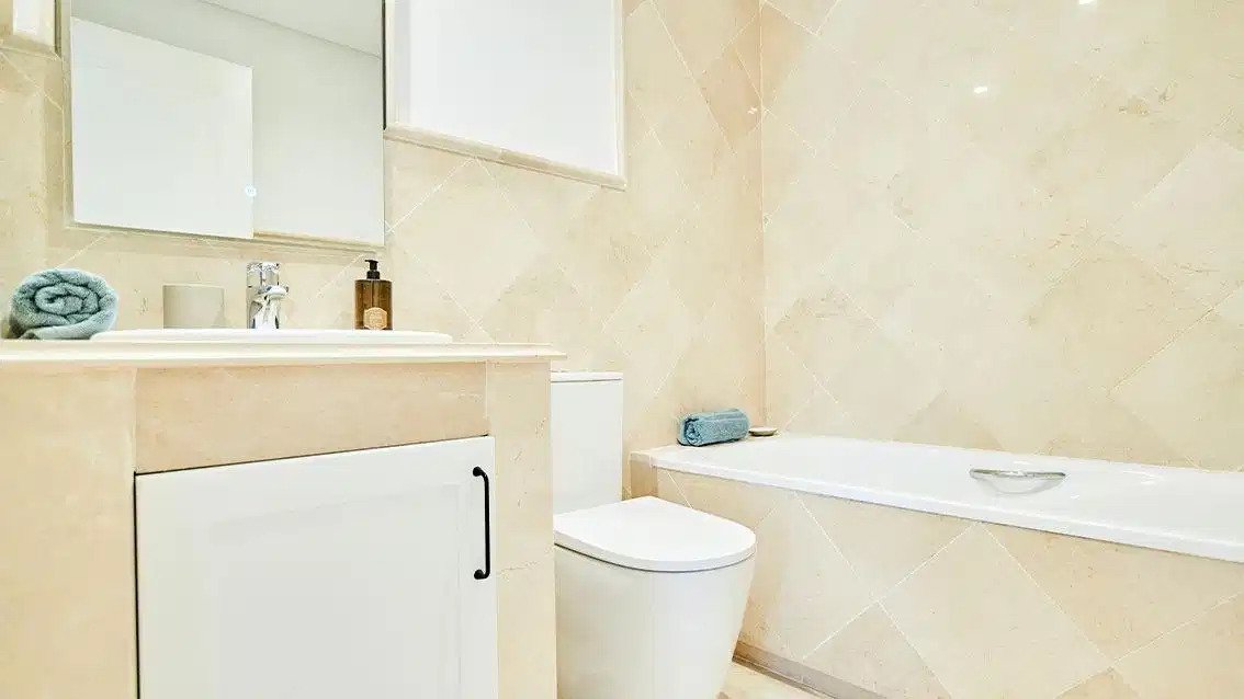 2-Bedroom, 2-Bathroom Ground Floor Apartment with Resort Facilities in Nueva Andalucía, Marbella
