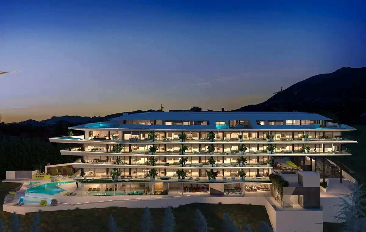 4-Bedroom, 3-Bathroom Penthouse with Panoramic Sea Views in El Higuerón